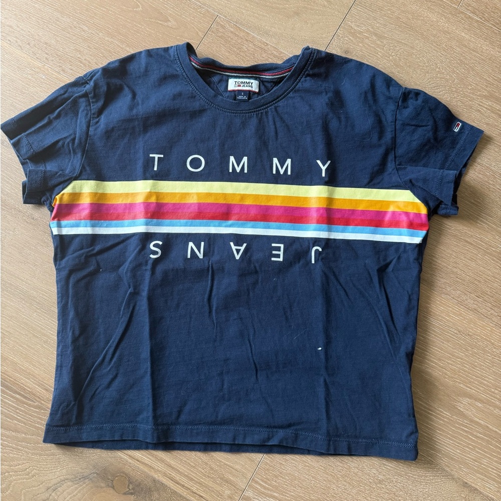 Tommy Hilfiger Ladies Navy Tee with Stripes. Size S